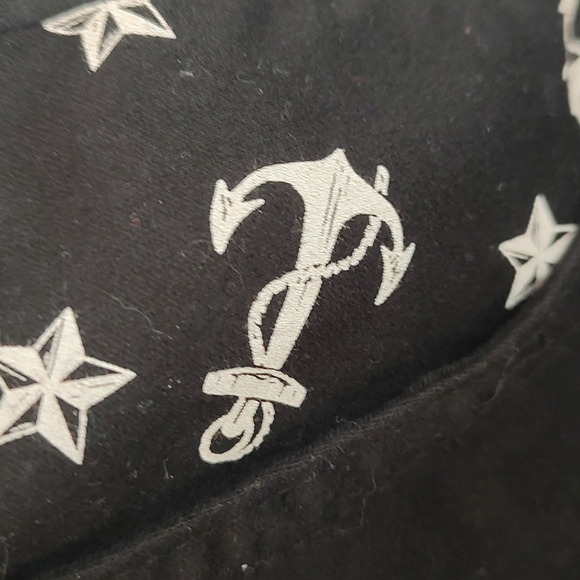 Lucky 13 shorts - Picture 3 of 6